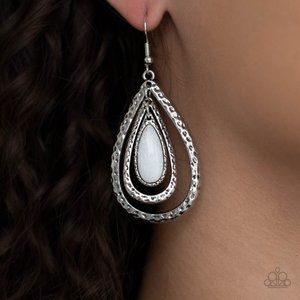 Teardrop Torrent - White